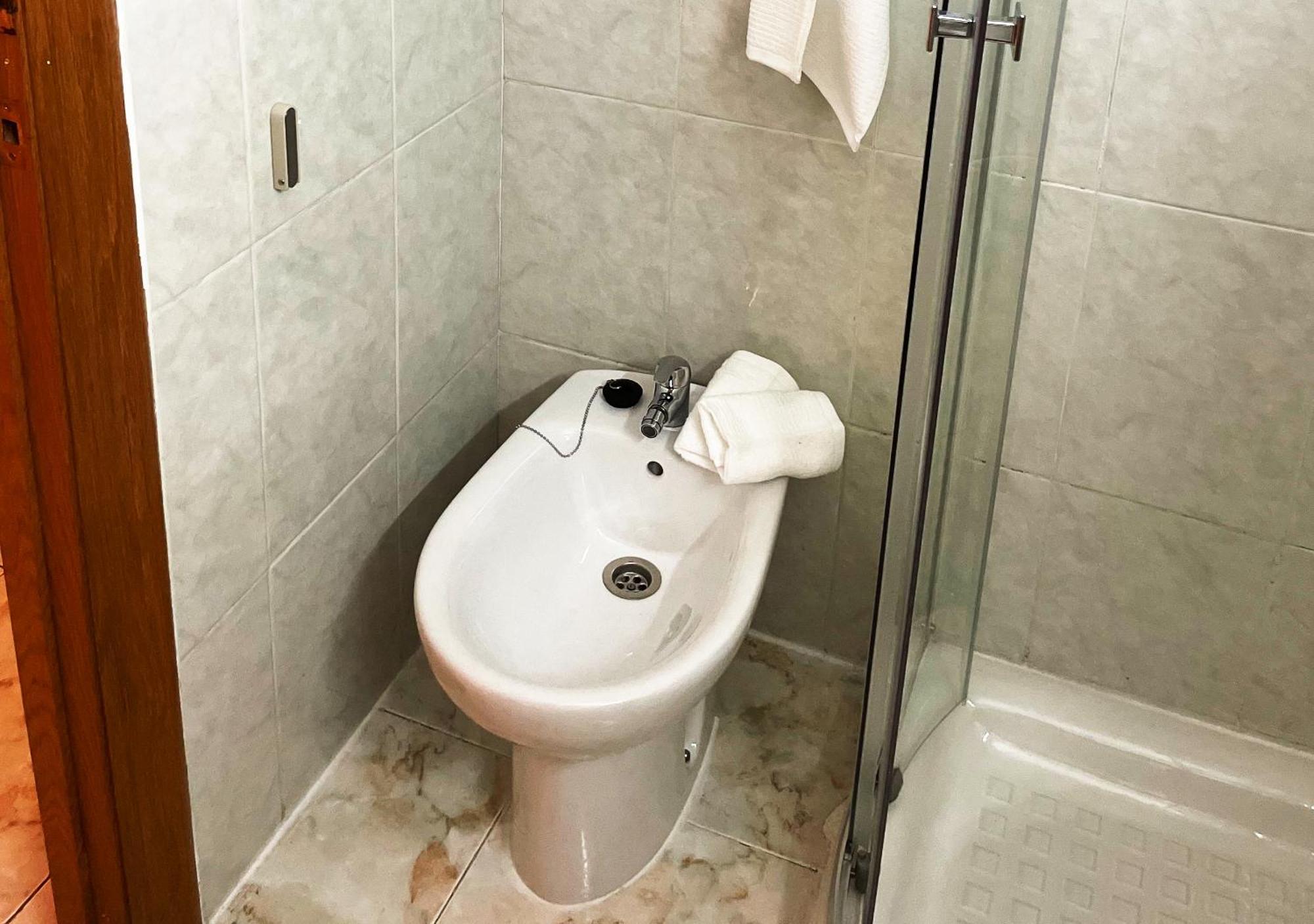 Apartment Wunderschoenes Fuer 4 Gaeste Mit Pool & Klima, Lage In Strandnaehe Benidorm